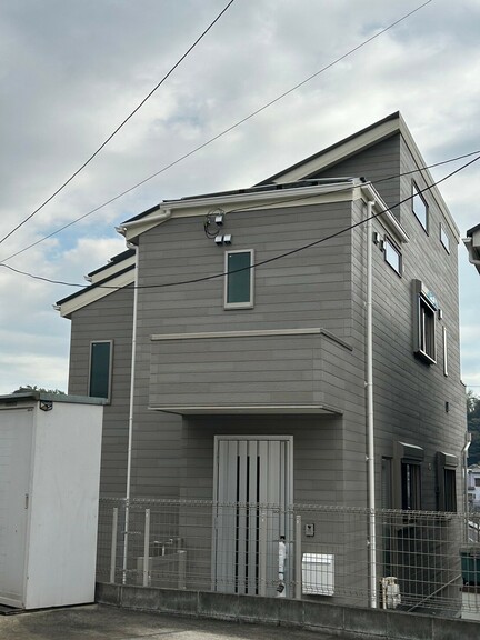 神奈川県横浜市磯子区岡村５丁目