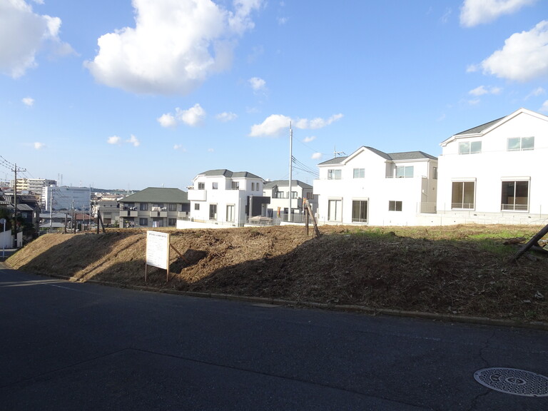 神奈川県横浜市緑区いぶき野(現地)