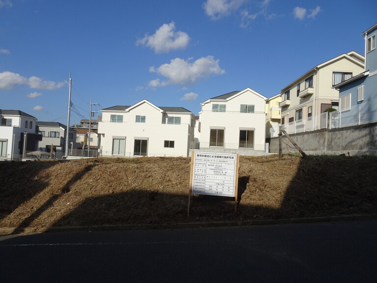 神奈川県横浜市緑区いぶき野(現地)