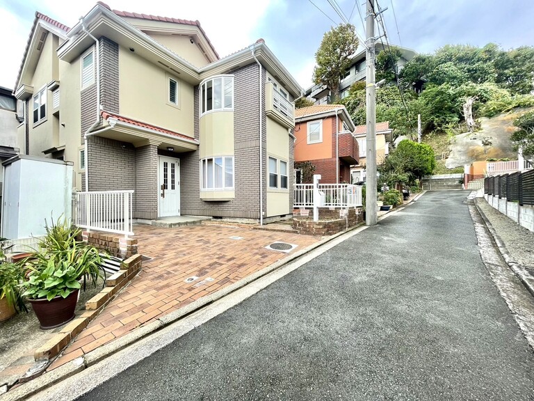 神奈川県横浜市中区本牧大里町