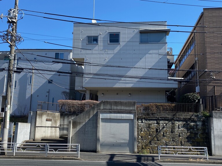 神奈川県横浜市港北区篠原西町(現地)