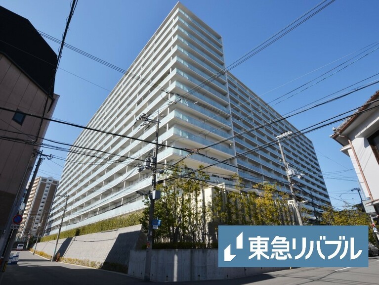 ファインシティ大阪城公園(【外観】大阪メトロ中央線・大阪メトロ長堀鶴見緑地線「森ノ宮」駅まで徒歩4分で移動可能です。)