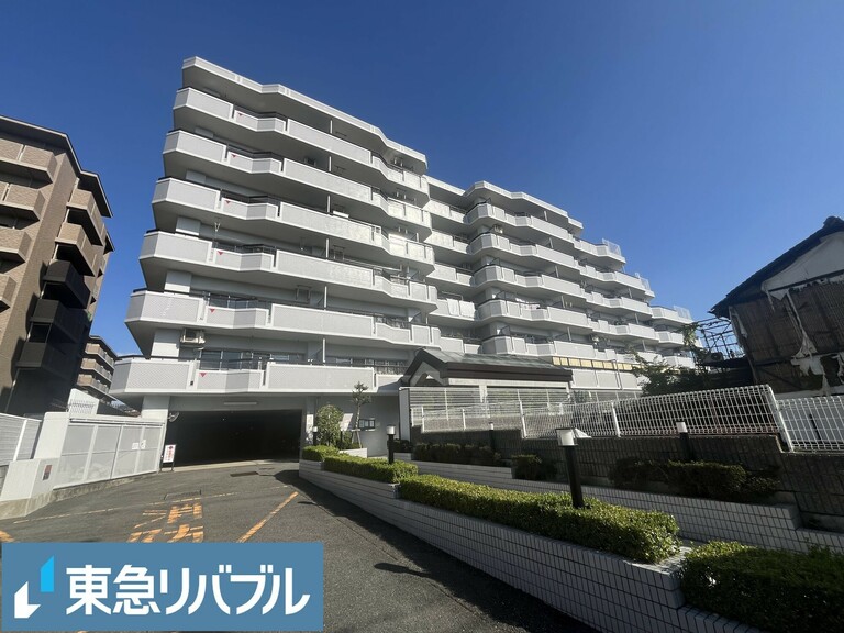 エルシティ桃山御陵(マンション外観)