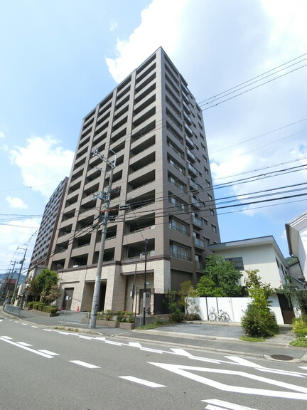 サーパス池田駅前(外観写真です。)