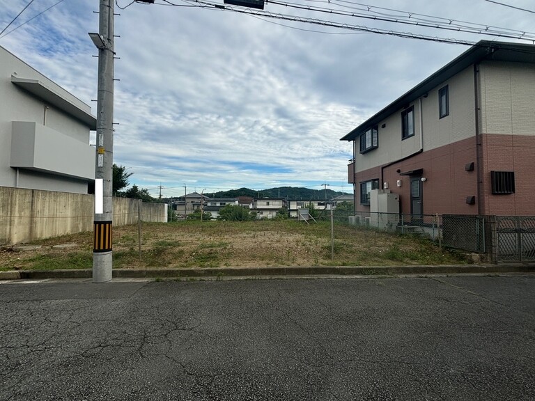 兵庫県川西市清和台東４丁目(現地写真)