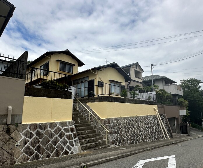 兵庫県宝塚市花屋敷松ガ丘(外観写真)