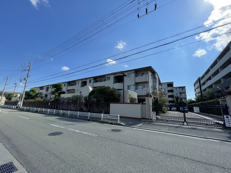 ローズハイツ西宮仁川１号棟(外観写真)