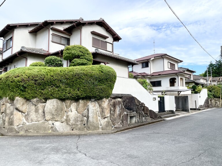 奈良県桜井市朝倉台東７丁目