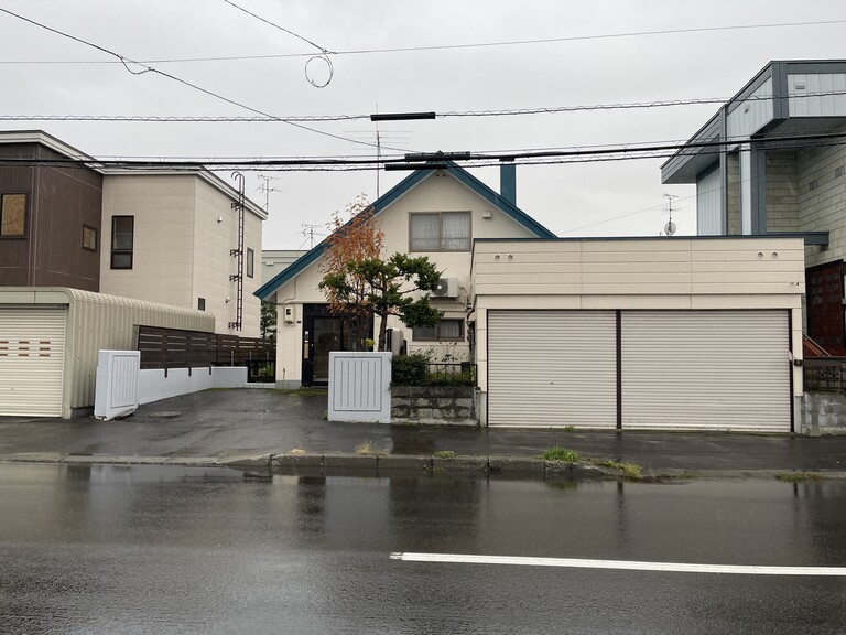 北海道札幌市北区屯田三条１丁目