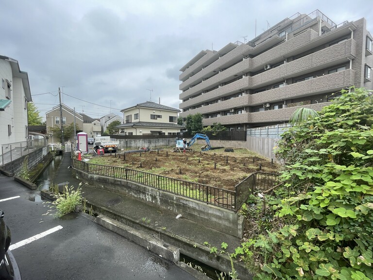 東京都日野市落川(現地写真現在更地です。売主様より共同住宅（木造アパート）を建築し引き渡します。)