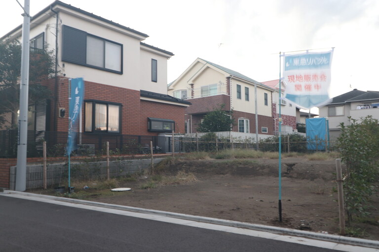 神奈川県藤沢市鵠沼桜が岡３丁目(現地写真)