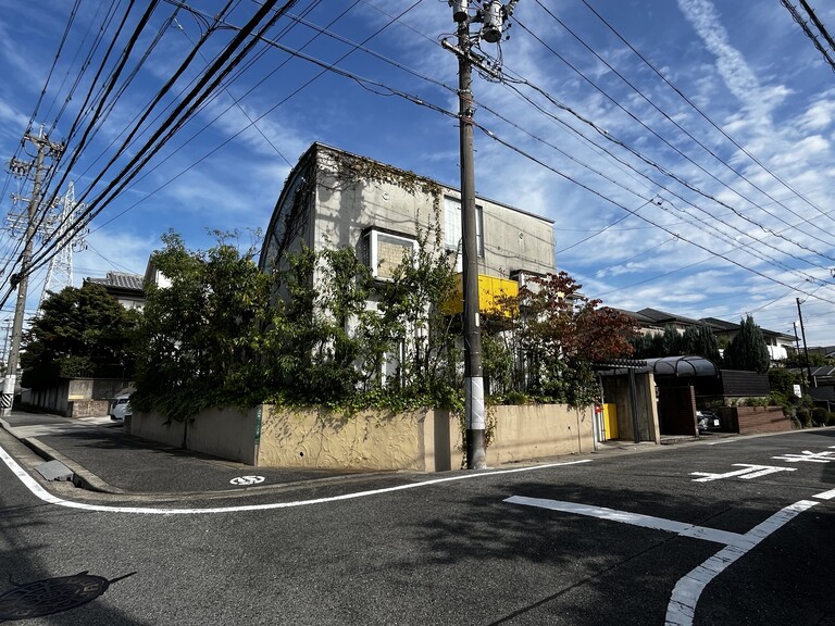 愛知県名古屋市天白区梅が丘４丁目(南西角地の為、陽当たり良好です！)