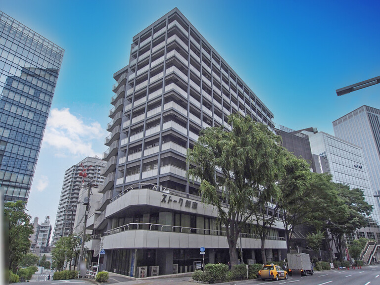 ストークマンション新宿(建物外観)