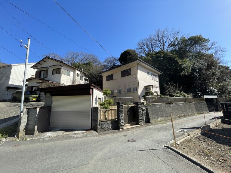 神奈川県三浦郡葉山町堀内