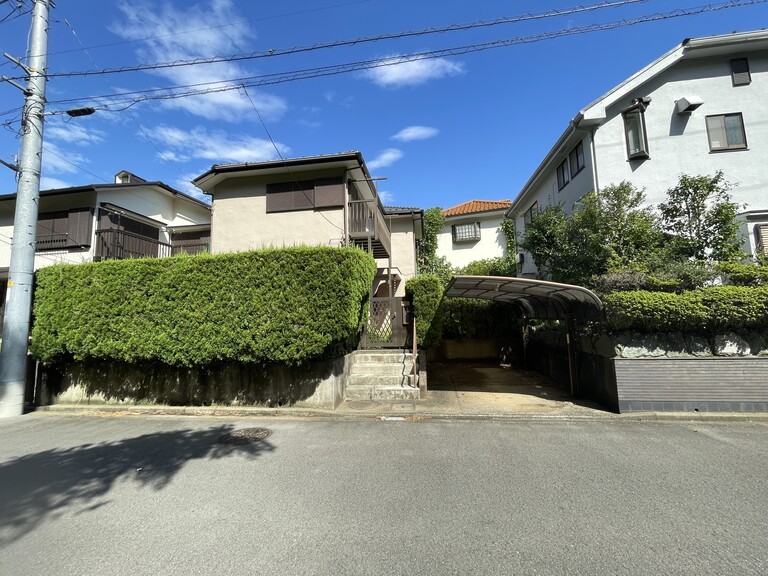 東京都町田市金井８丁目