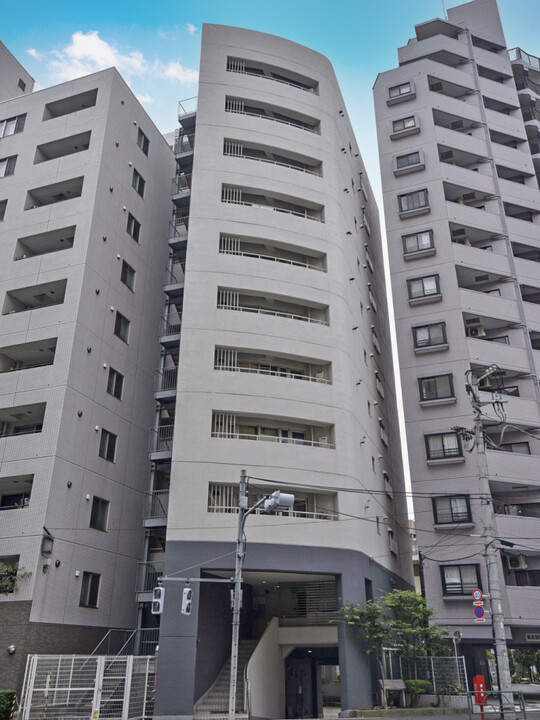 【東急リバブル】ライオンズマンション目黒青葉台タウンハウス