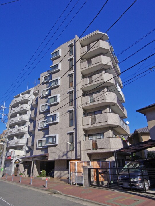 ナイスアーバン湘南田浦(外観)