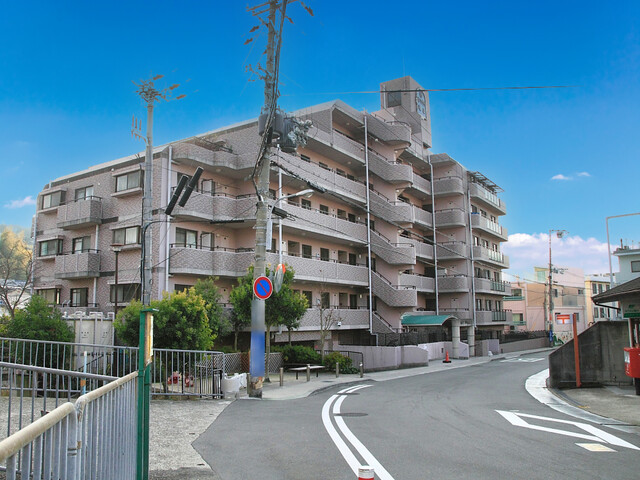 サンワプラザ塩屋(外観)