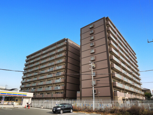 Ｍ’プラザ寝屋川参番館(外観)