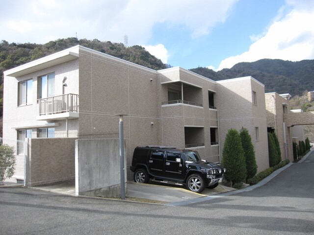 アーバンビュー芦屋山手緑芳館(外観)