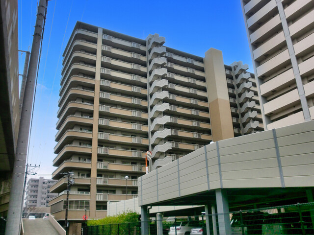 ロフティ吉塚駅前弐番館(外観)