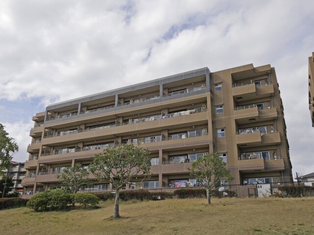 東急リバブル チュリスガーデン湘南野比 センター６番館