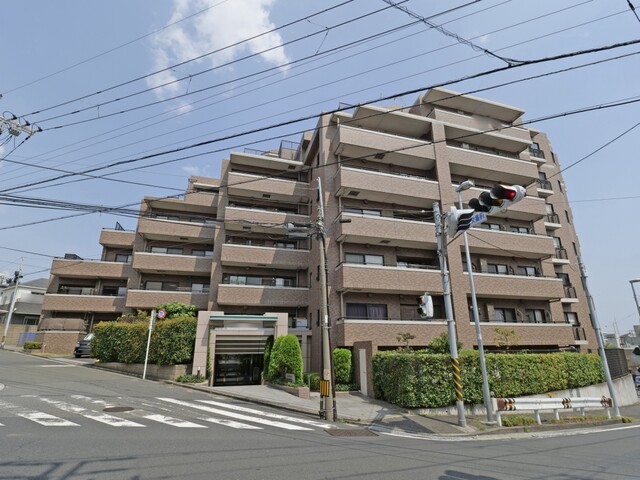 ネオヒルズ東寺尾北台(外観)