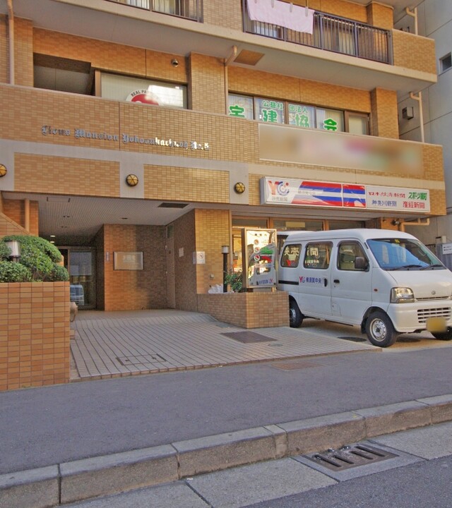 ライオンズマンション横須賀中央第５(アプローチ)