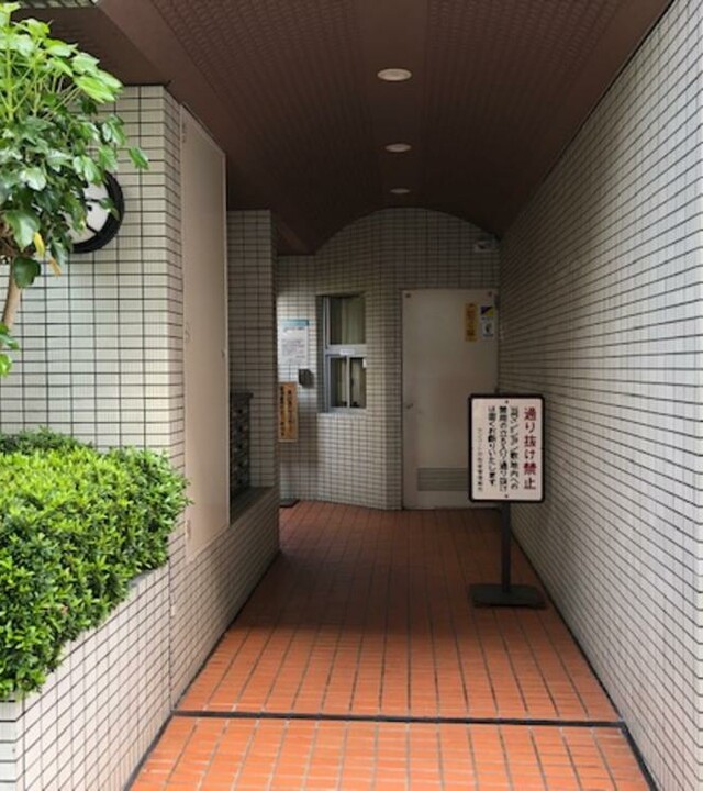 サンコート中桜塚(アプローチ)