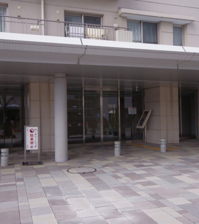 京阪東ローズタウンファインパークＣ棟(エントランス)