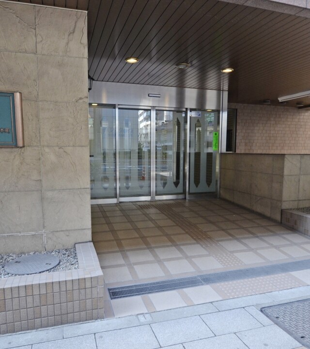 ライオンズステーションプラザ板橋本町(エントランス)