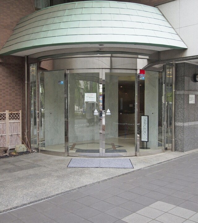 クリオ東新宿壱番館(エントランス)