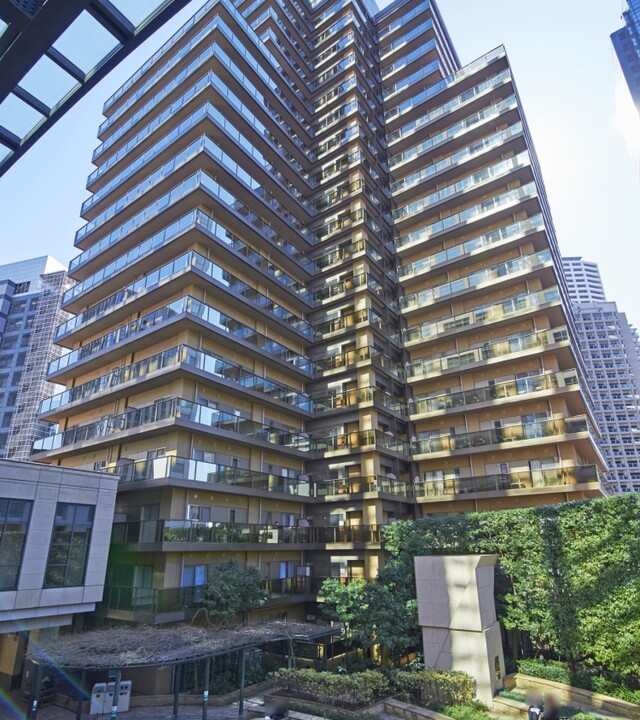 西新宿パークサイドタワー(外観)