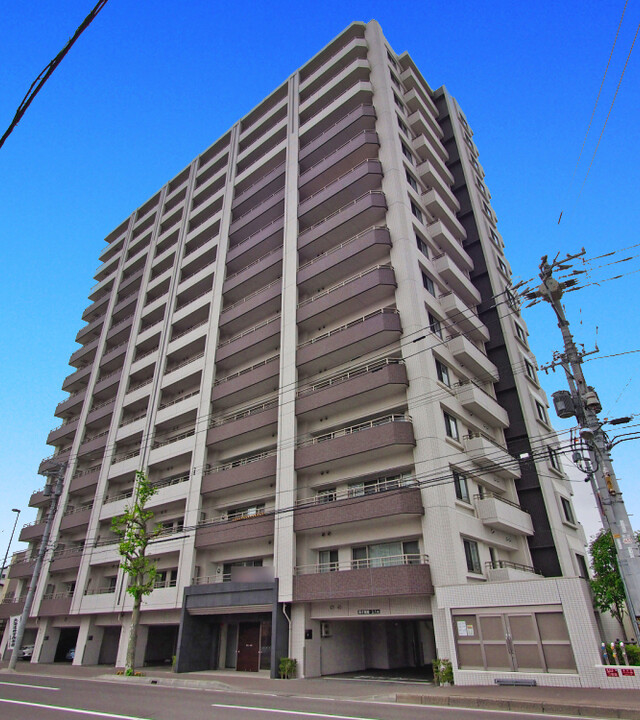 クリーンリバーフィネス東札幌スクエア(外観)