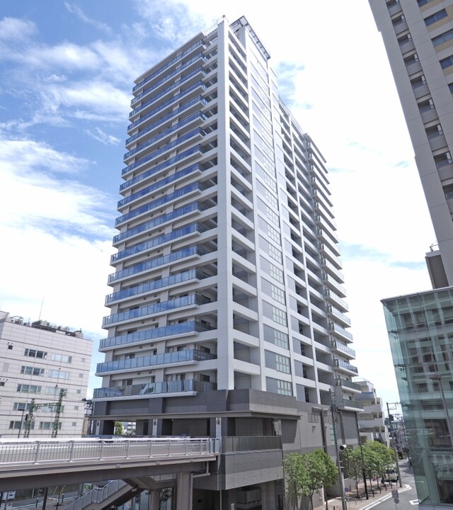 ブリリアタワー横浜東神奈川(外観)