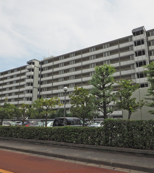 新松戸ユーカリパークハウスＣ棟(外観)