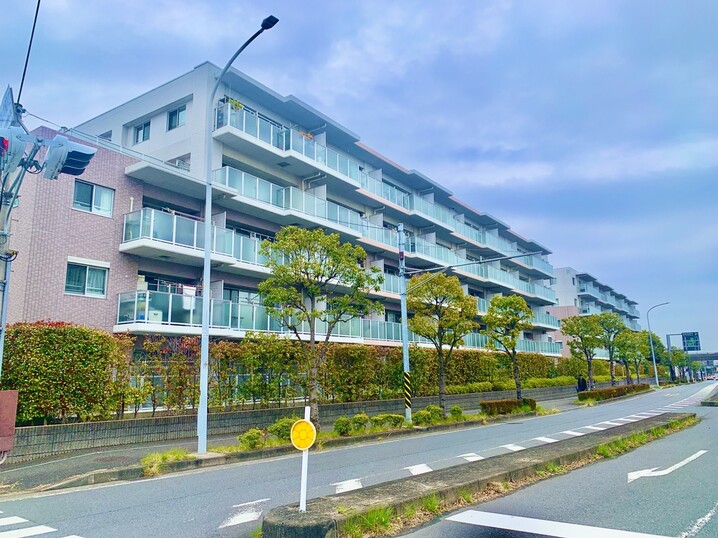 THE CENTER HOUSE A棟(外観)
