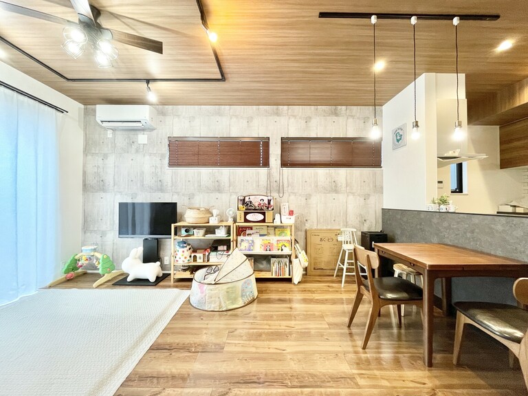 埼玉県さいたま市見沼区深作１丁目(デザイン性の高いLDK 家具等は販売対象に含まれません。)