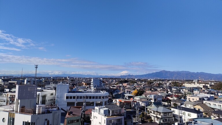 メディウス長後(リビング側バルコニーからは天候にもよりますが、富士山が遠望することが可能です。)
