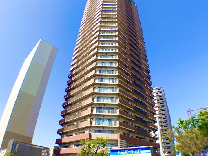 ローレルスクエア大阪ベイタワー(外観)